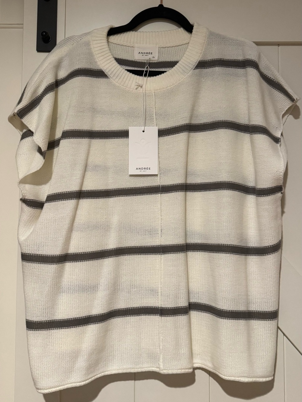 ANDREE BY UNIT Cream Knit Top with Gray Stripe